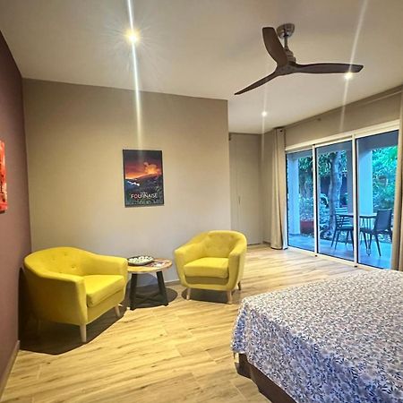 Ti Kaz Bois Do Hotel แซ็ง-ปีแยร์ ภายนอก รูปภาพ